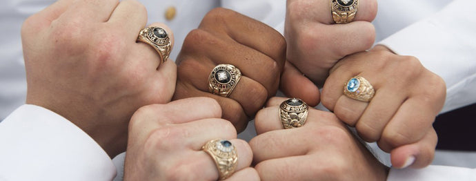 Дизайнерские кольца с драгоценными камнями от Bikerringshop